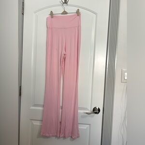 White Fox Botique Pink Wide-Leg Leggings Pants Pink size small comfy cozy lounge